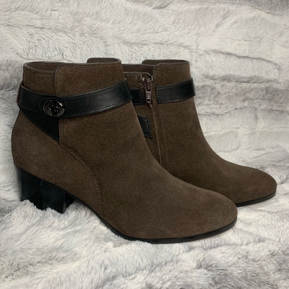 🆕Coach Suede Booties - Picture 1 of 5